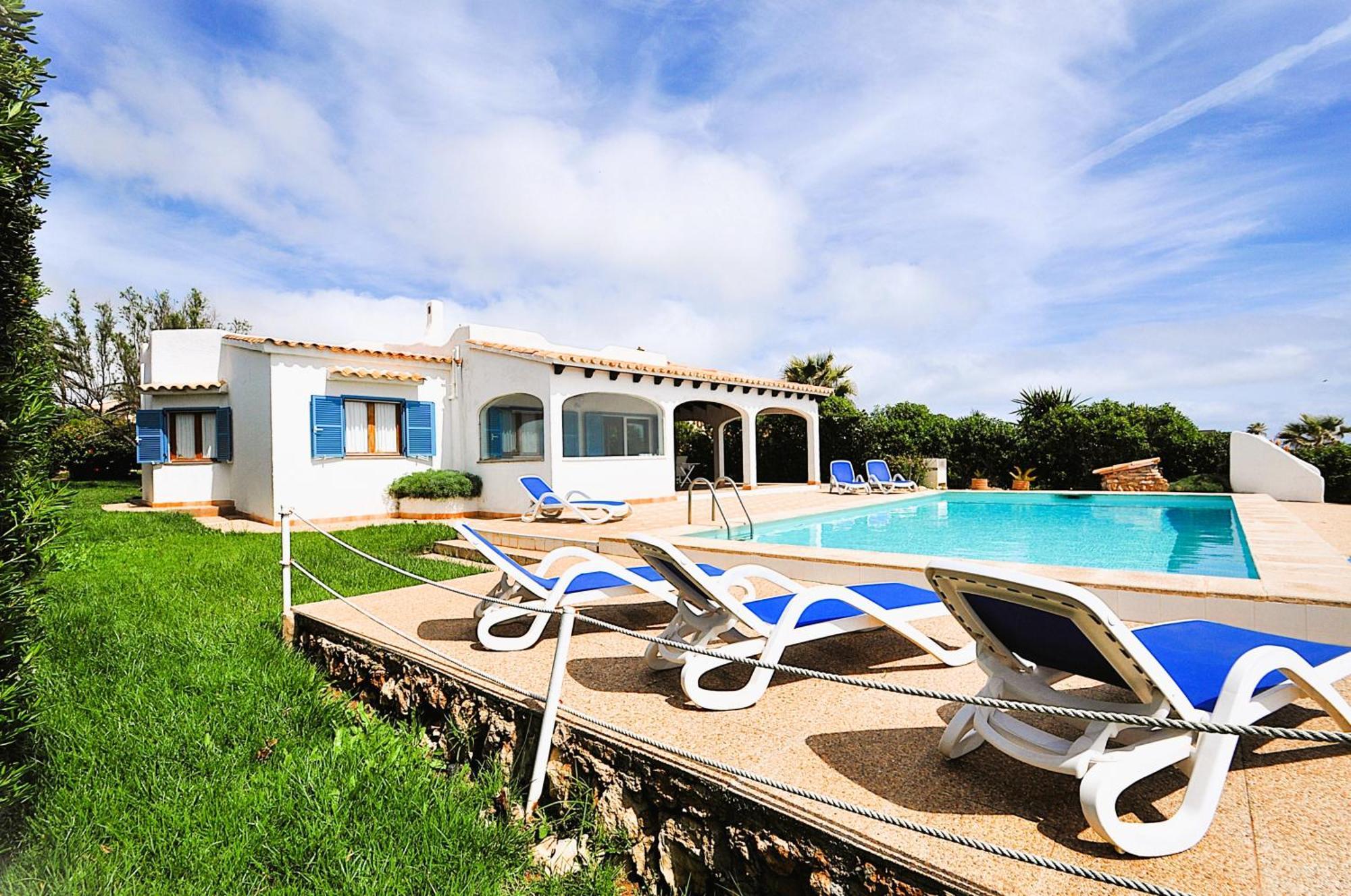 Villa Helios Villa En Cala Pi Con Vistas Despejadas Экстерьер фото